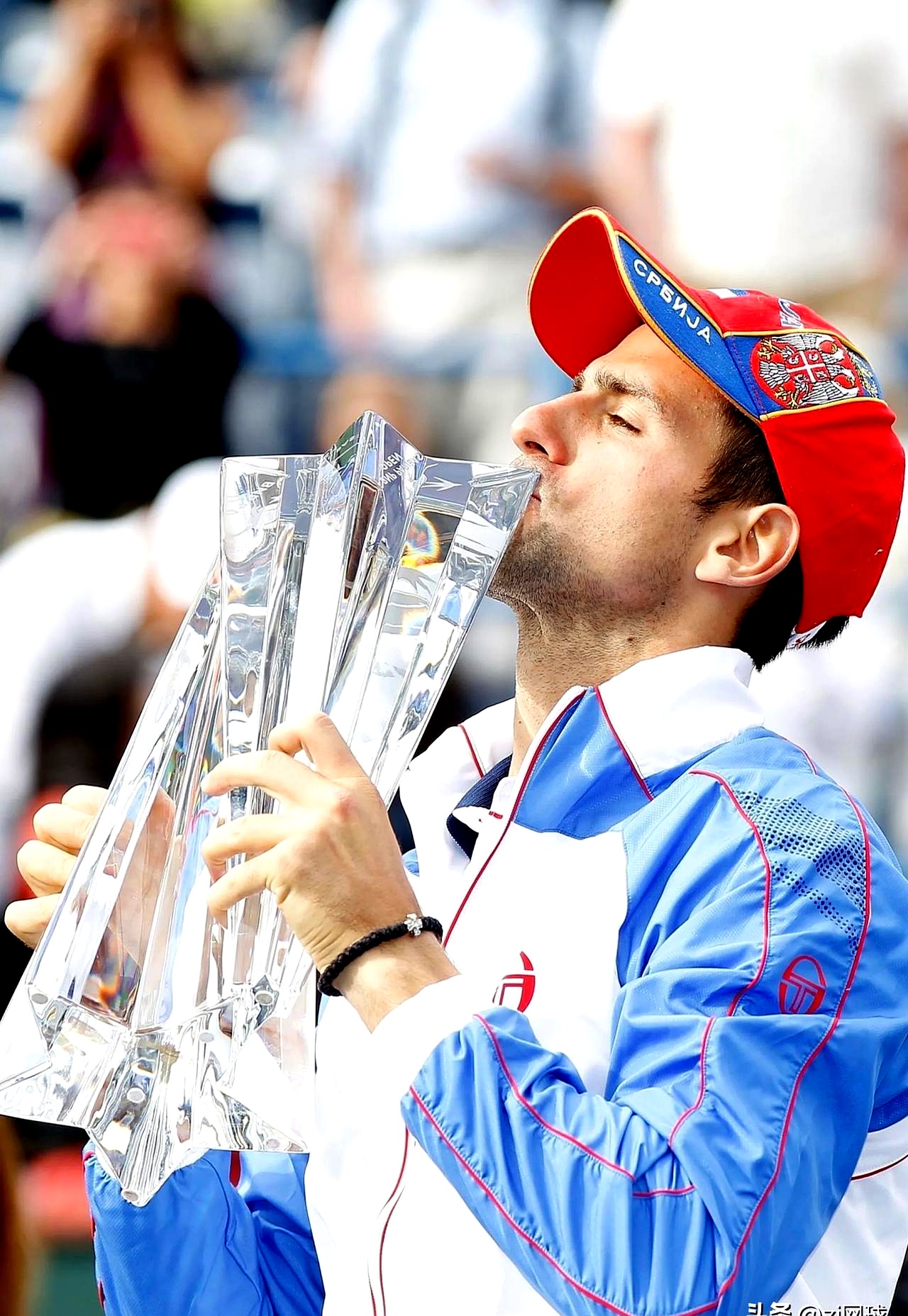 戴维斯杯力克拉沃尔杯，穆雷惊艳四座