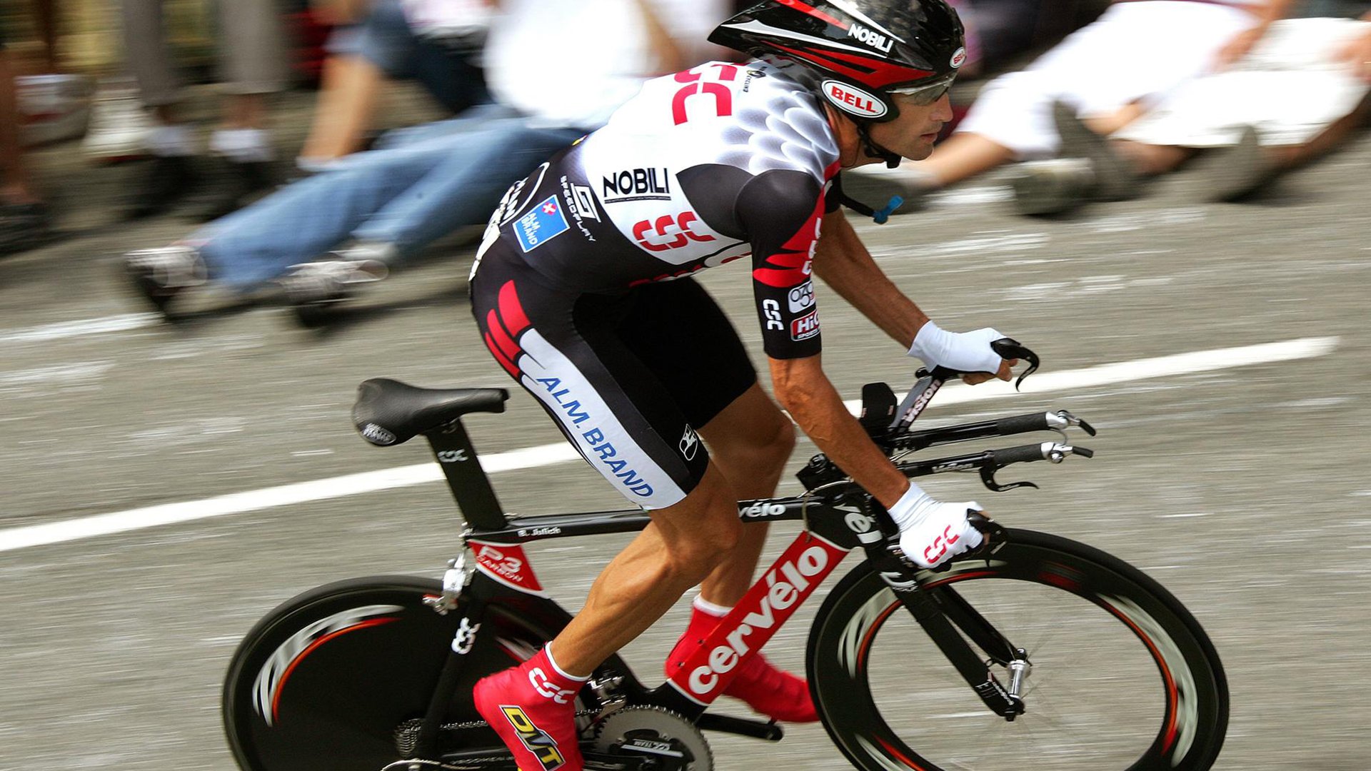 迪马利亚关键节点连续得分，伊朗拿下挪威背后的全球足球权力转移