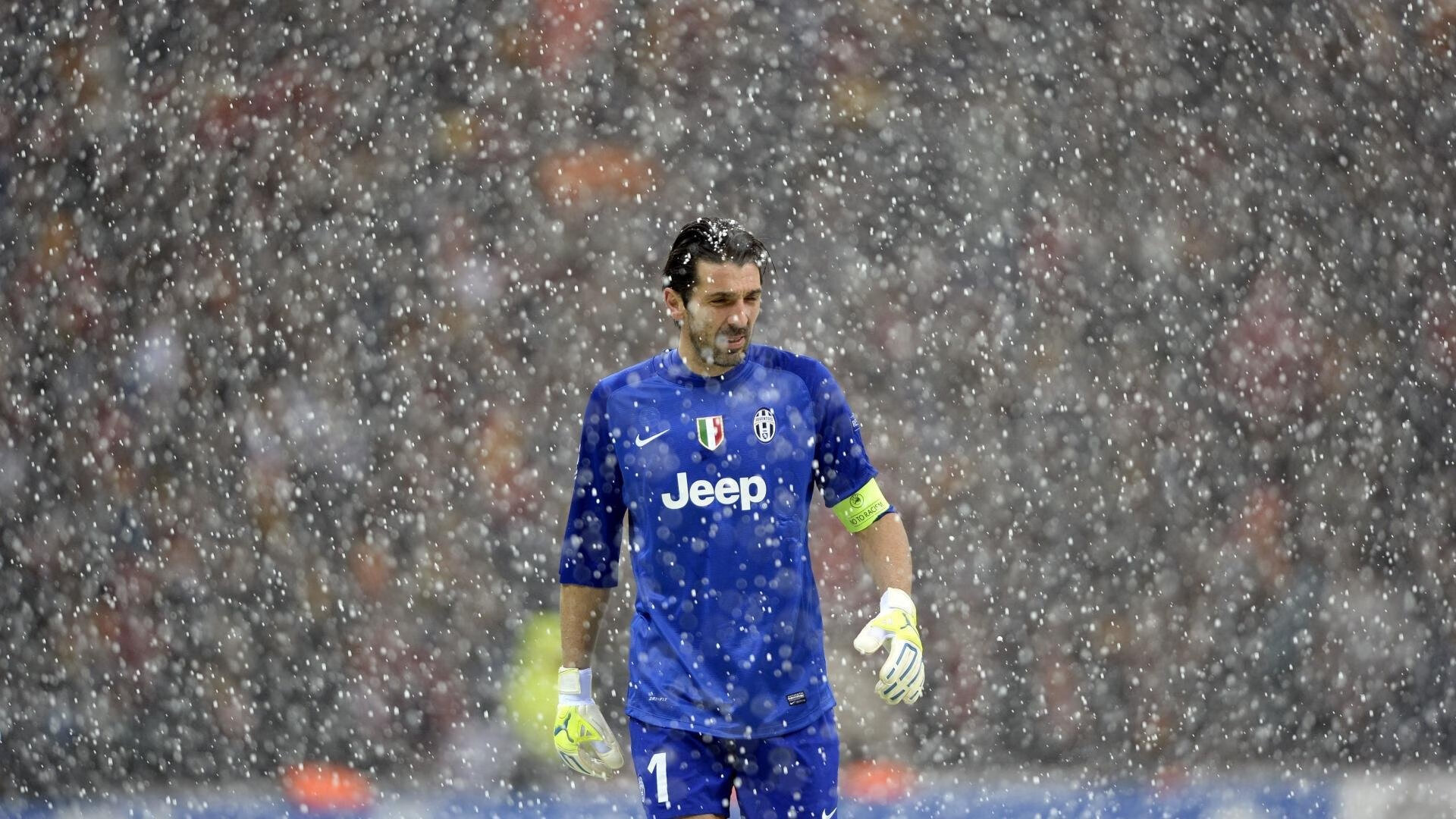 拉什福德统治全场，伊朗封锁切尔西，足球场上的地缘政治寓言